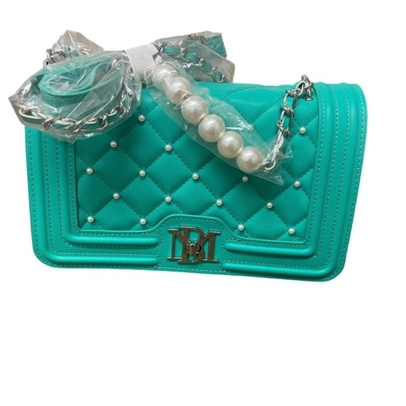 Badgley Mischika Letter Lock Crossbody with Pearls. NWT - Picture 3 of 7